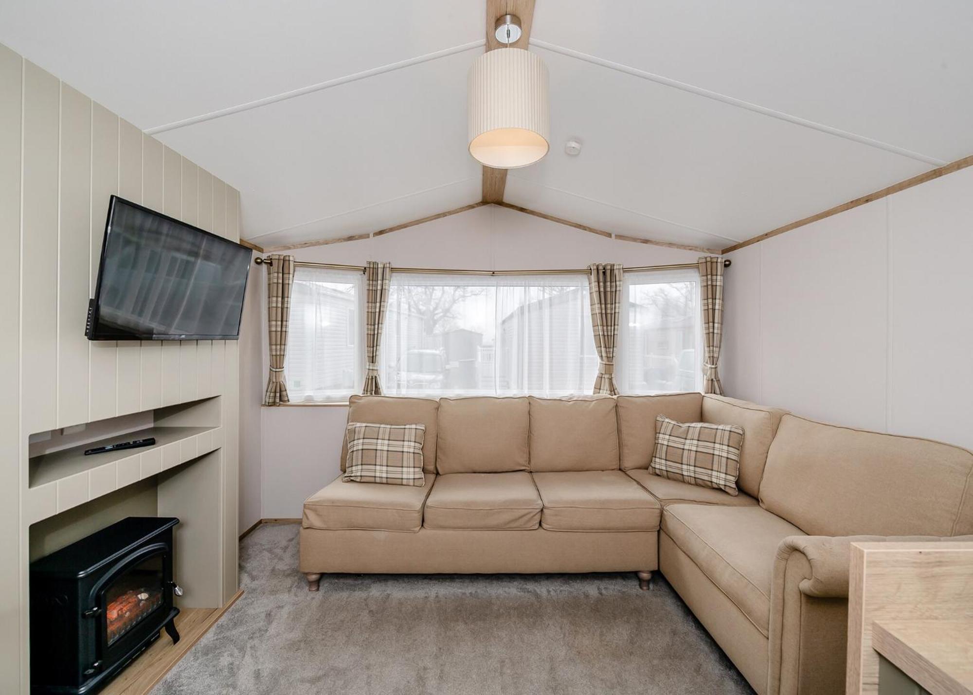 Castle Brake Holiday Park Woodbury Room photo