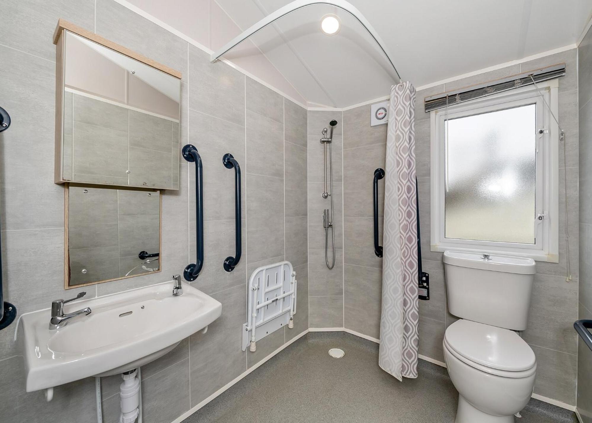 Castle Brake Holiday Park Woodbury Room photo