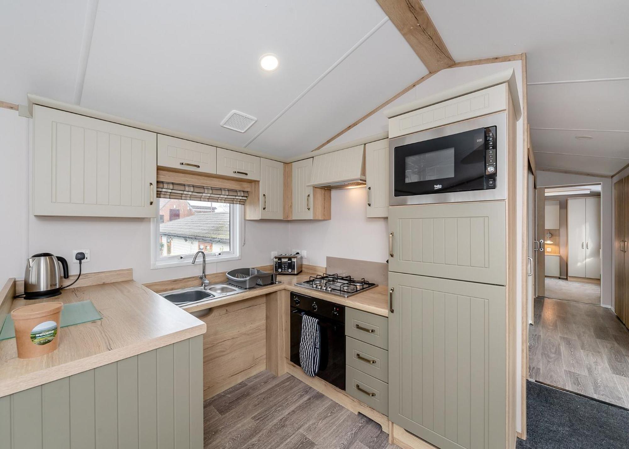 Castle Brake Holiday Park Woodbury Room photo