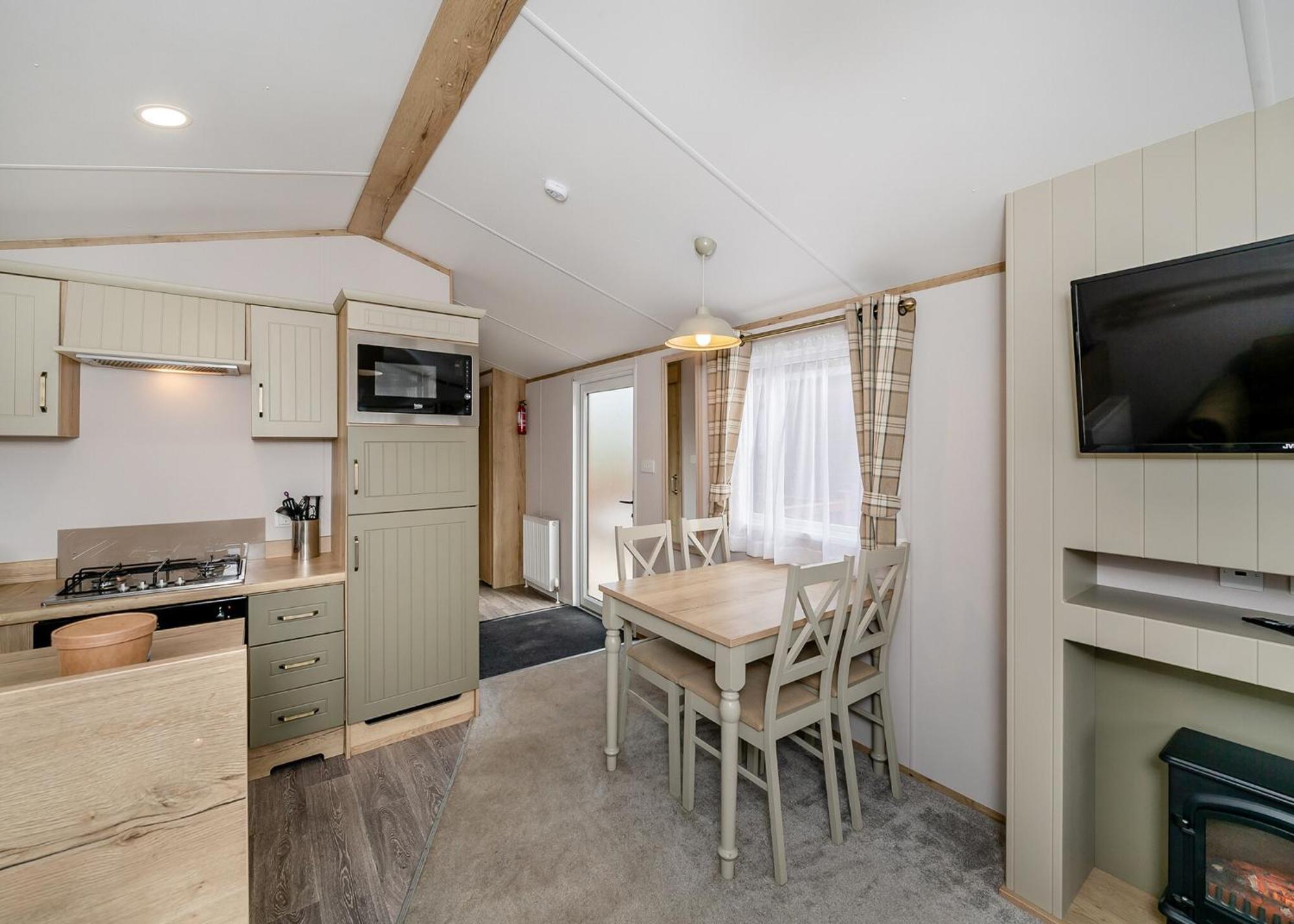 Castle Brake Holiday Park Woodbury Room photo